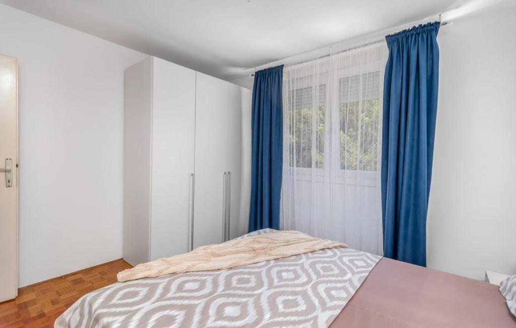 Sunny apartment in Rijeka Buitenkant foto