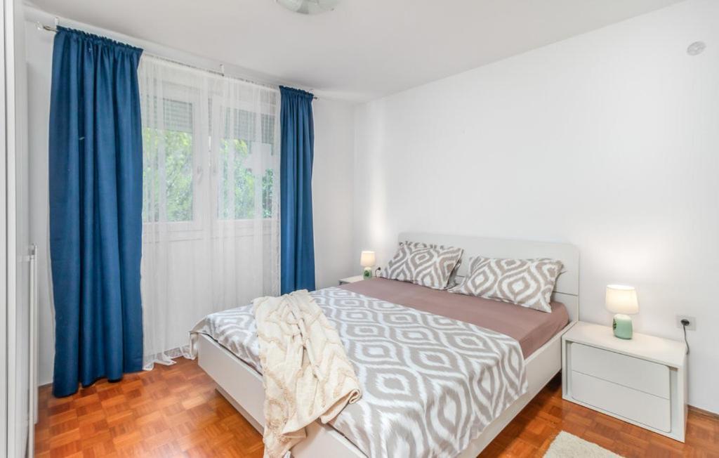Sunny apartment in Rijeka Buitenkant foto